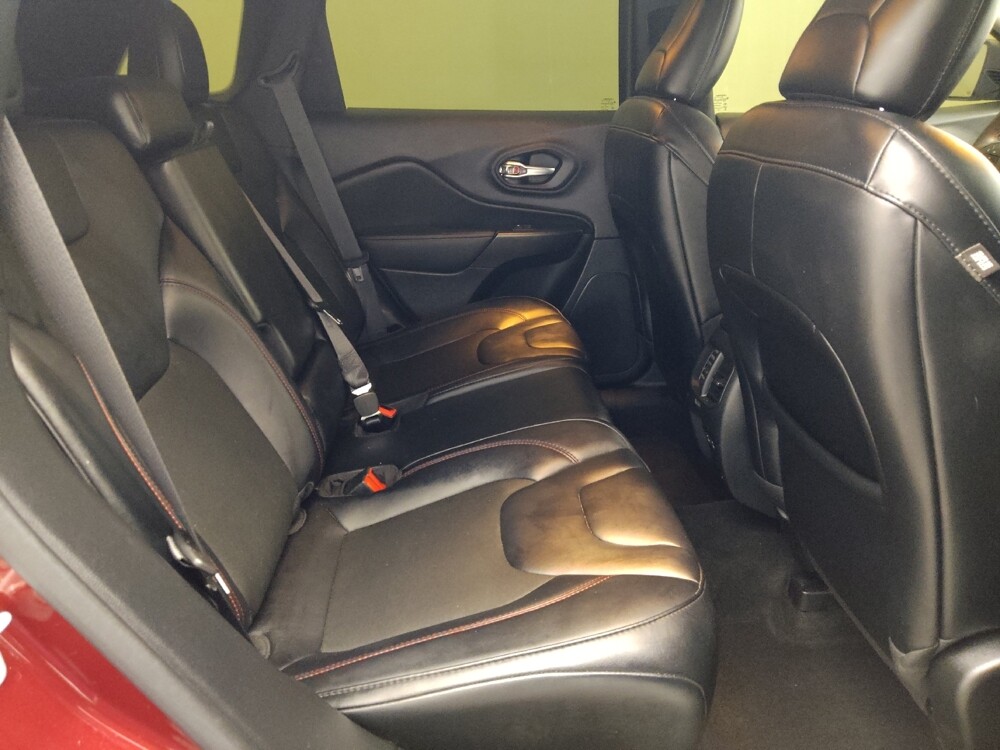 2022 Jeep Cherokee in Jacksonville, FL 32210 - 18128665 19