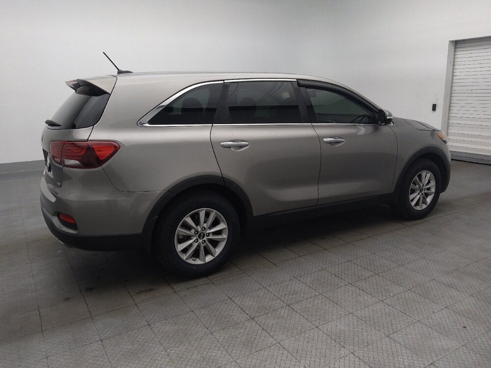 2019 Kia Sorento in Kissimmee, FL 34744 - 18128670 10