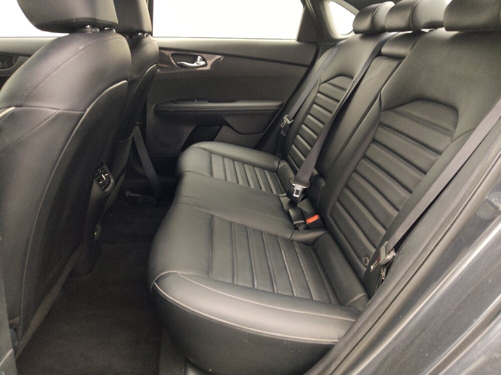 2024 Kia Forte in Kissimmee, FL 34744 - 18128672 18