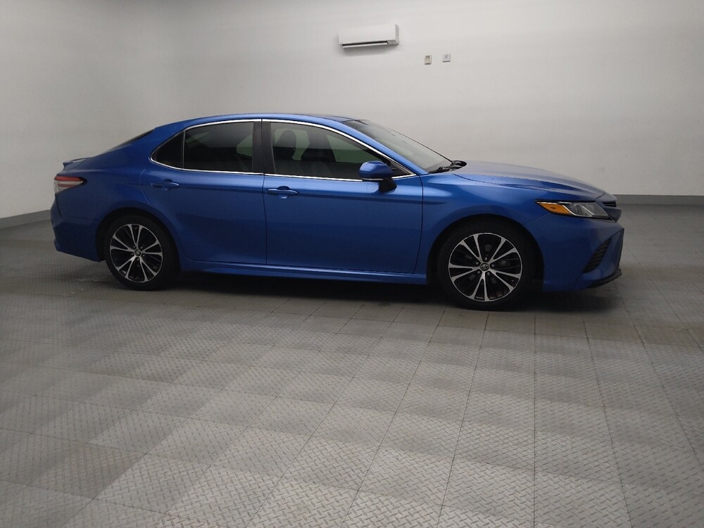 2018 Toyota Camry in Live Oak, TX 78233 - 18128677 11