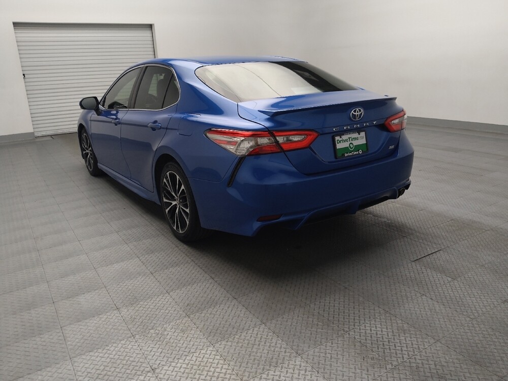 2018 Toyota Camry in Live Oak, TX 78233 - 18128677 5