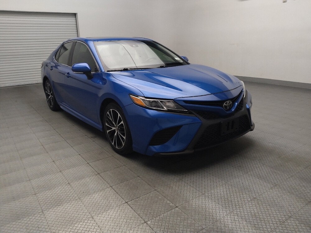 2018 Toyota Camry in Live Oak, TX 78233 - 18128677 13