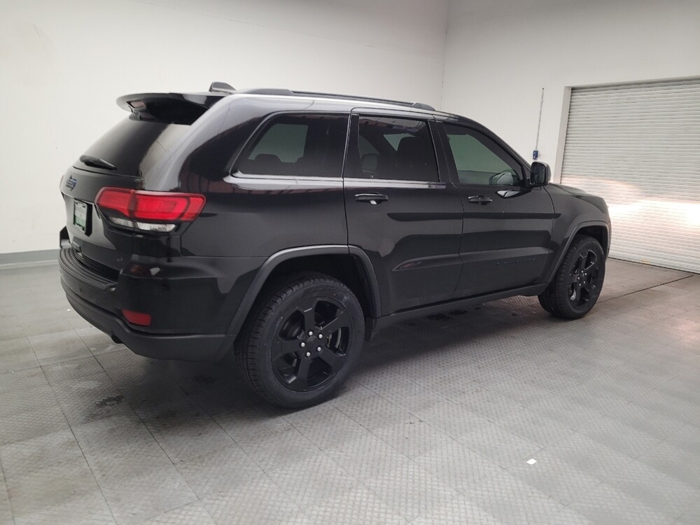 2019 Jeep Grand Cherokee in Downey, CA 90241 - 18128681 10