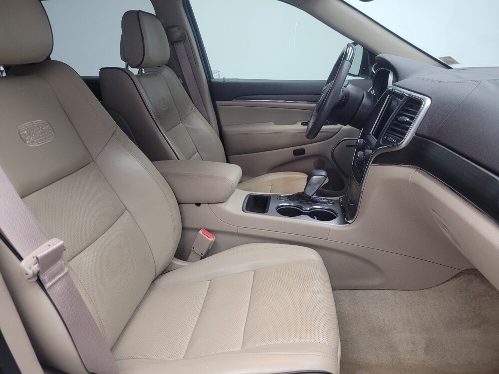 2018 Jeep Grand Cherokee in Indianapolis, IN 46219 - 18128684 21