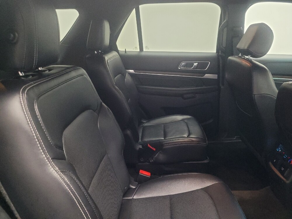 2016 Ford Explorer in Ft Wayne, IN 46805 - 18128685 19