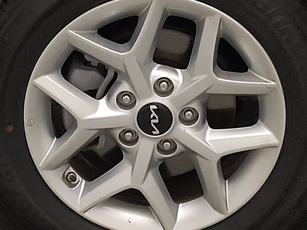 2025 Kia Soul in San Antonio, TX 78238 - 18128687 31