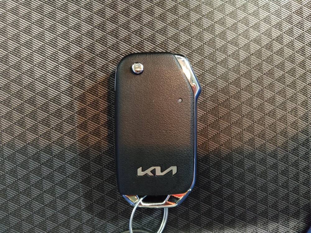 2025 Kia Soul in San Antonio, TX 78238 - 18128687 32