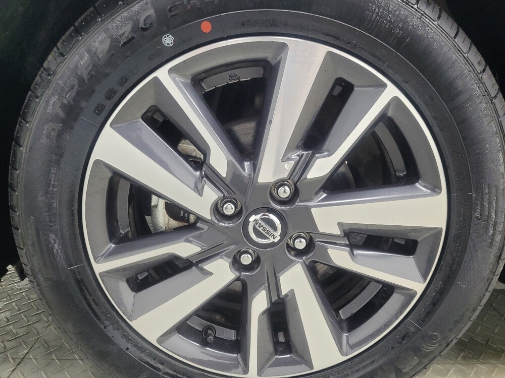 2021 Nissan Versa in Mishawaka, IN 46545 - 18128711 31