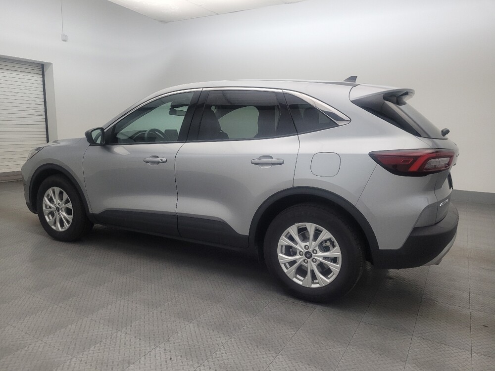 2024 Ford Escape in Chandler, AZ 85225 - 18128712 3