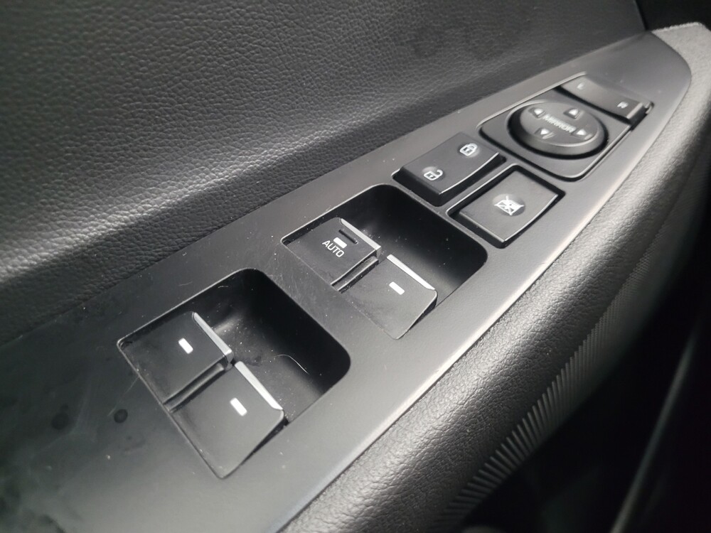 2021 Hyundai Tucson in Mishawaka, IN 46545 - 18128721 27