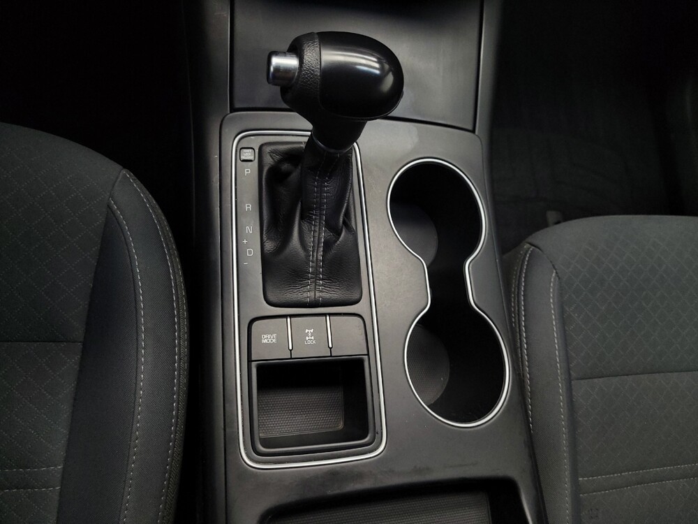 2016 Kia Sorento in Las Vegas, NV 89102 - 18128724 26