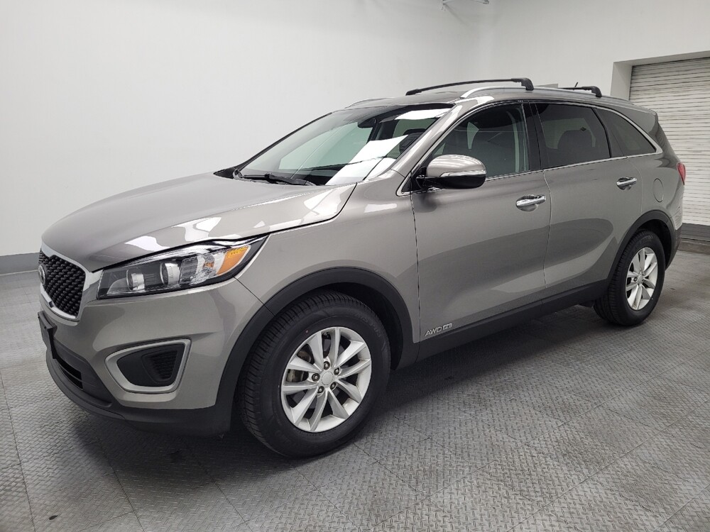 2016 Kia Sorento in Las Vegas, NV 89102 - 18128724 2