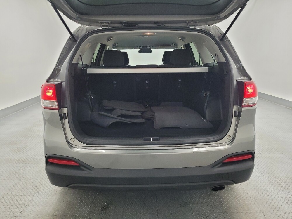2016 Kia Sorento in Las Vegas, NV 89102 - 18128724 29