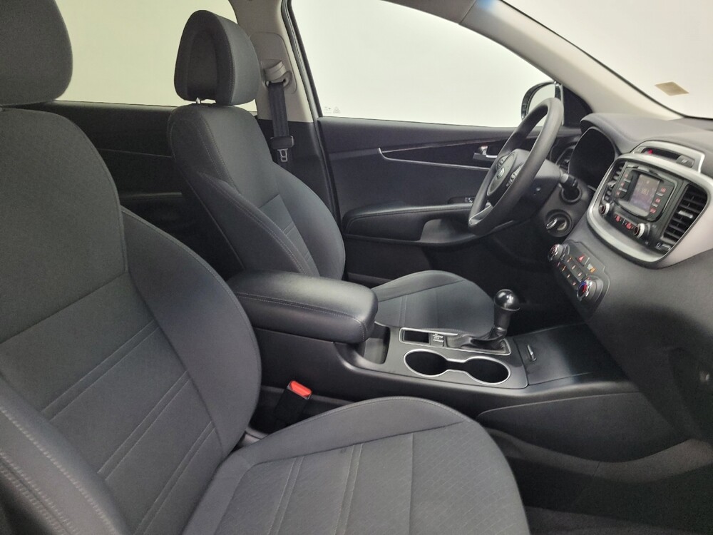 2016 Kia Sorento in Las Vegas, NV 89102 - 18128724 21