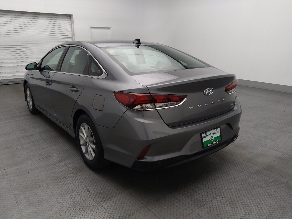 2018 Hyundai Sonata in Savannah, GA 31419 - 18128737 5