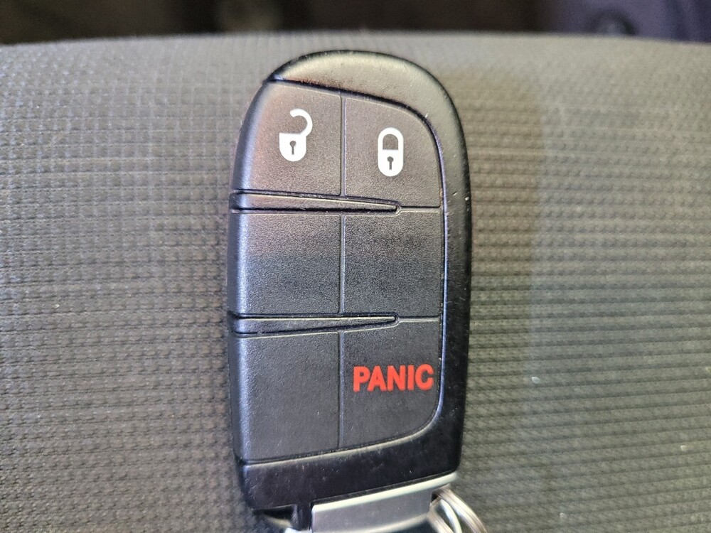 2017 Jeep Grand Cherokee in Toledo, OH 43617 - 18128747 32