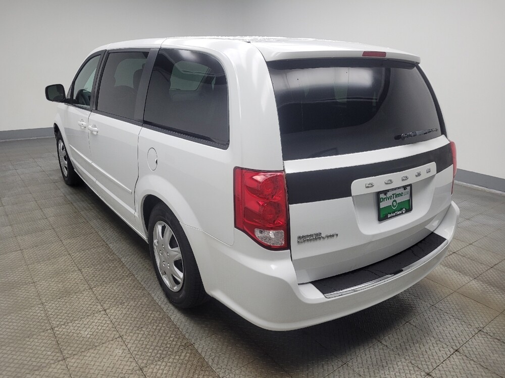 2014 Dodge Grand Caravan in Indianapolis, IN 46219 - 18128766 5