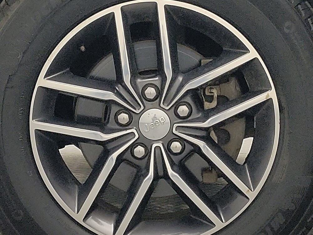 2017 Jeep Grand Cherokee in Fort Worth, TX 76116 - 18128770 31