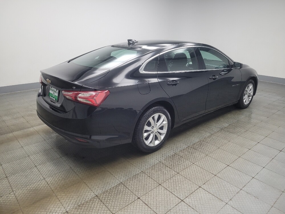 2020 Chevrolet Malibu in Mishawaka, IN 46545 - 18128772 10