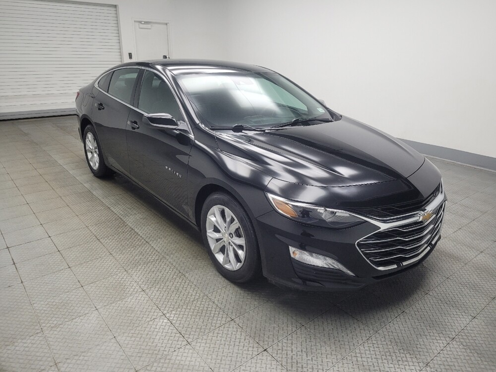 2020 Chevrolet Malibu in Mishawaka, IN 46545 - 18128772 11