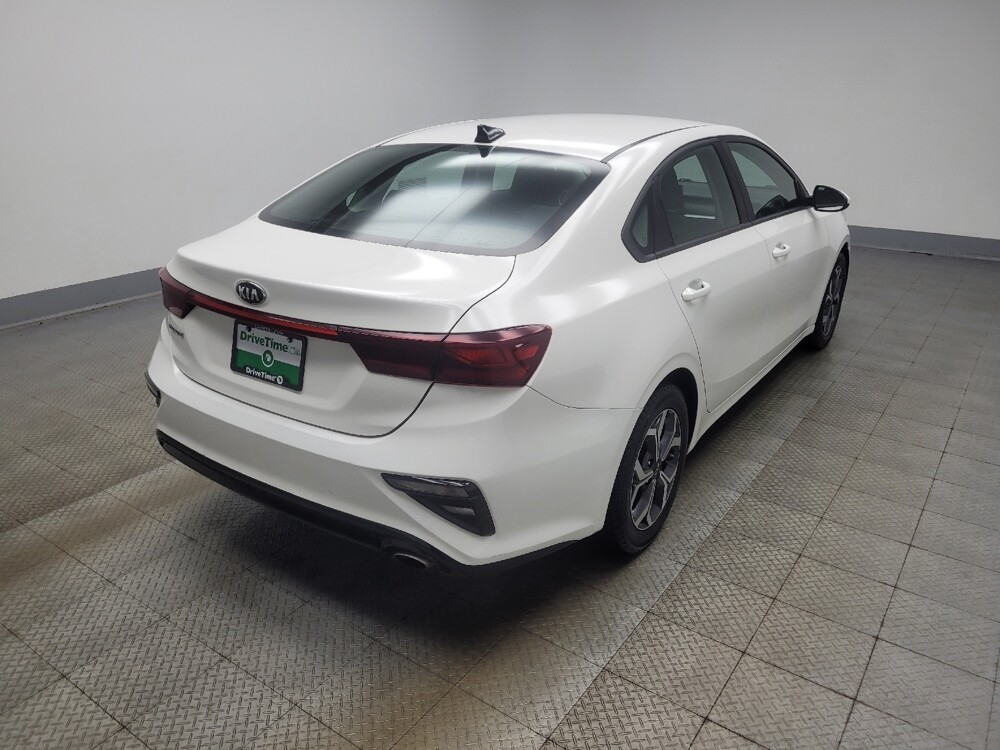 2019 Kia Forte in Mishawaka, IN 46545 - 18128776 9