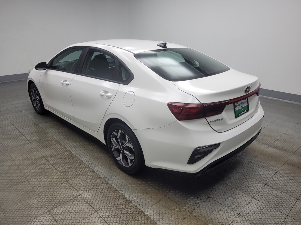 2019 Kia Forte in Mishawaka, IN 46545 - 18128776 3