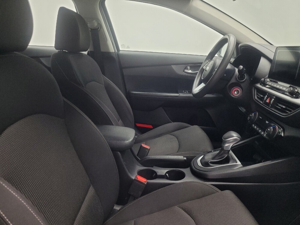 2019 Kia Forte in Mishawaka, IN 46545 - 18128776 21