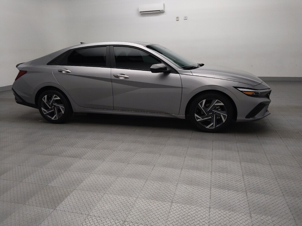 2025 Hyundai Elantra in Temple, TX 76502 - 18128778 11