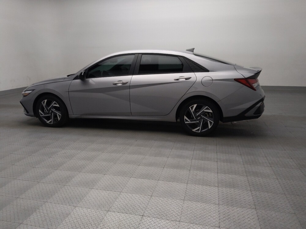 2025 Hyundai Elantra in Temple, TX 76502 - 18128778 3