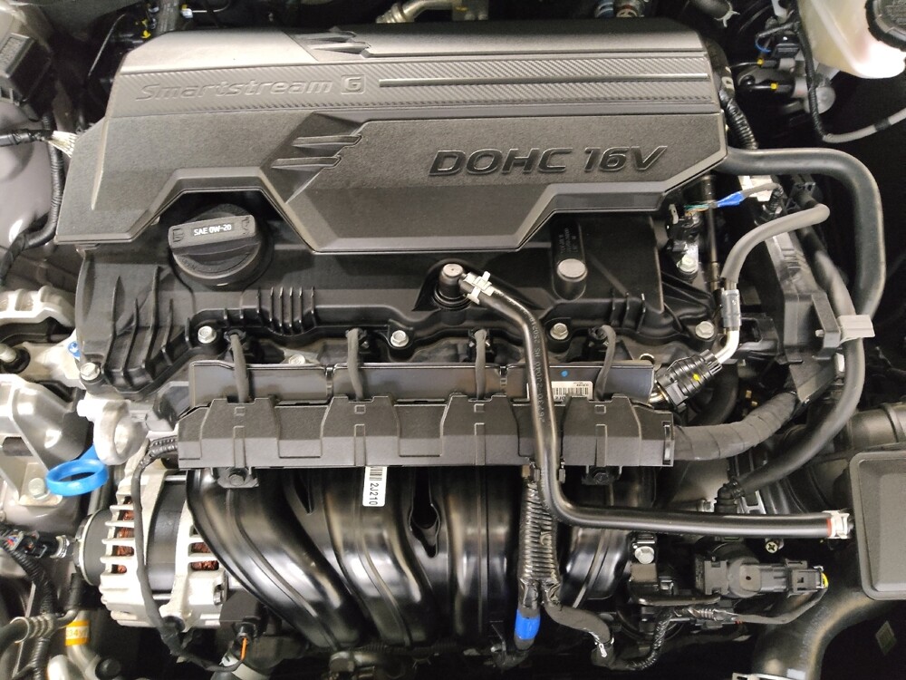 2025 Hyundai Elantra in Temple, TX 76502 - 18128778 30