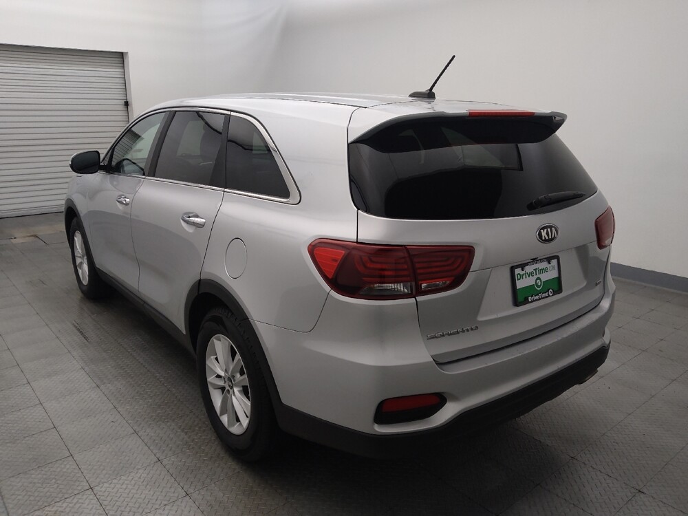 2020 Kia Sorento in Metairie, LA 70006 - 18128782 5