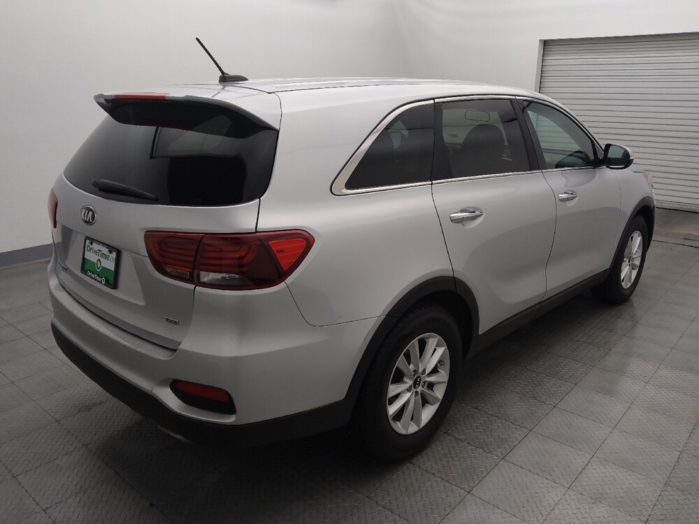 2020 Kia Sorento in Metairie, LA 70006 - 18128782 9
