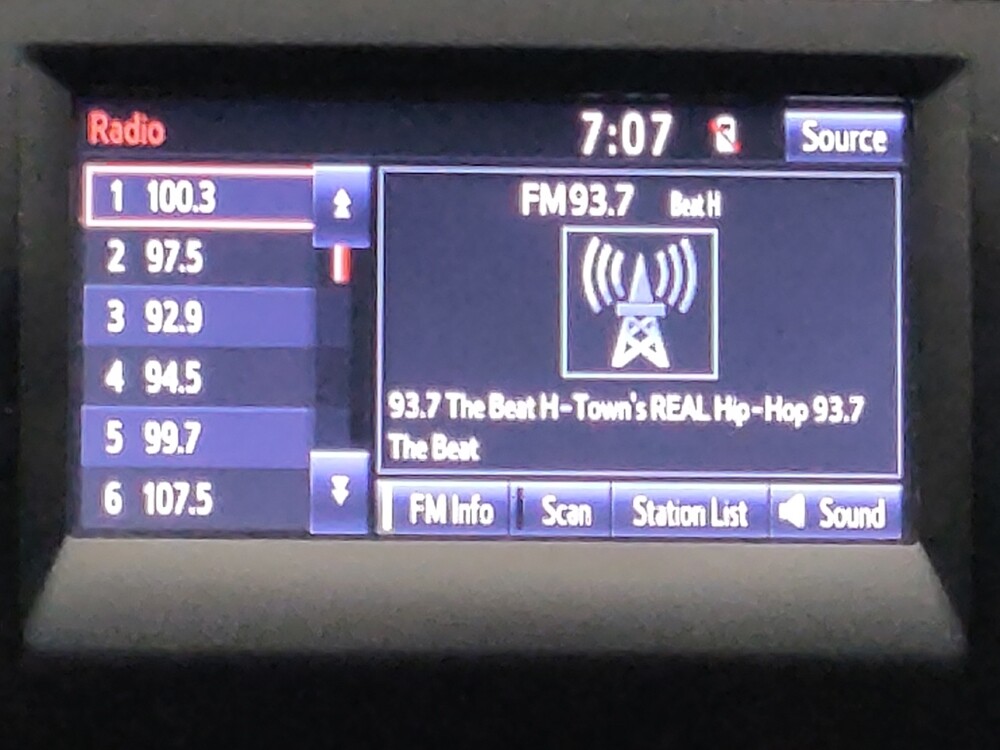 2017 Toyota Camry in Tyler, TX 75701 - 18128783 25