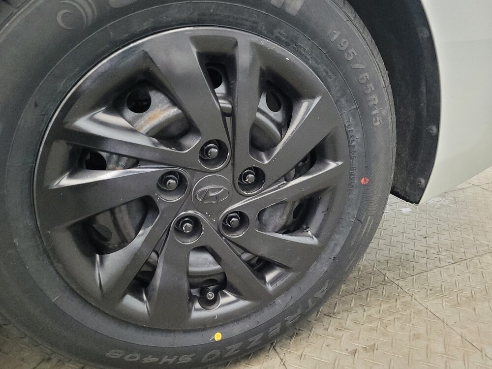 2017 Hyundai Elantra in Glen Burnie, MD 21061 - 18128790 31