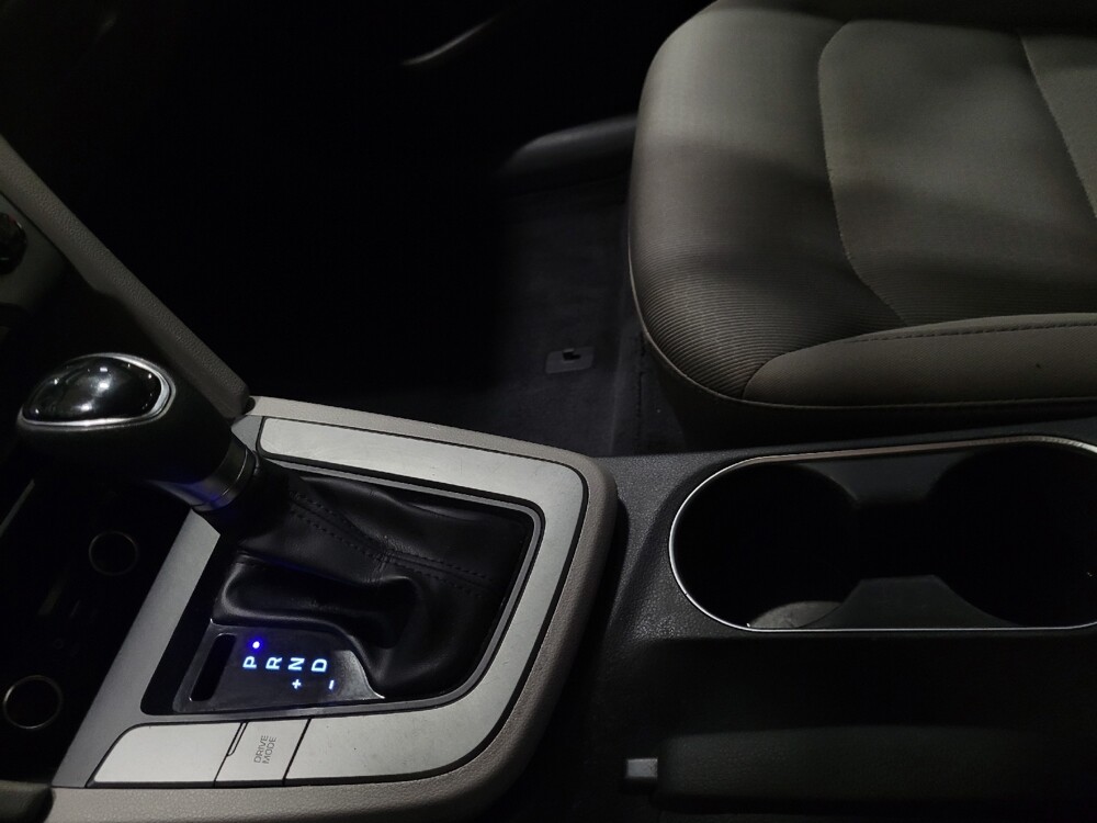 2017 Hyundai Elantra in Glen Burnie, MD 21061 - 18128790 26