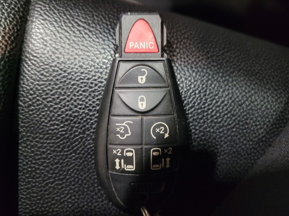 2019 Dodge Grand Caravan in Temple Hills, MD 20746 - 18128792 32