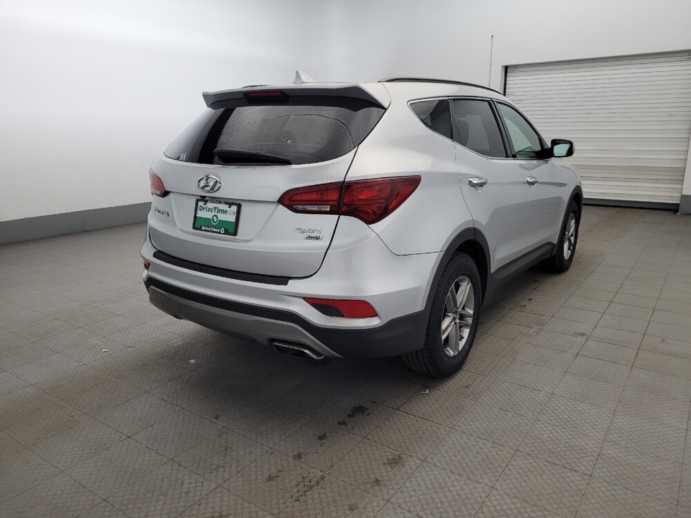 2017 Hyundai Santa Fe in Glen Burnie, MD 21061 - 18128793 9