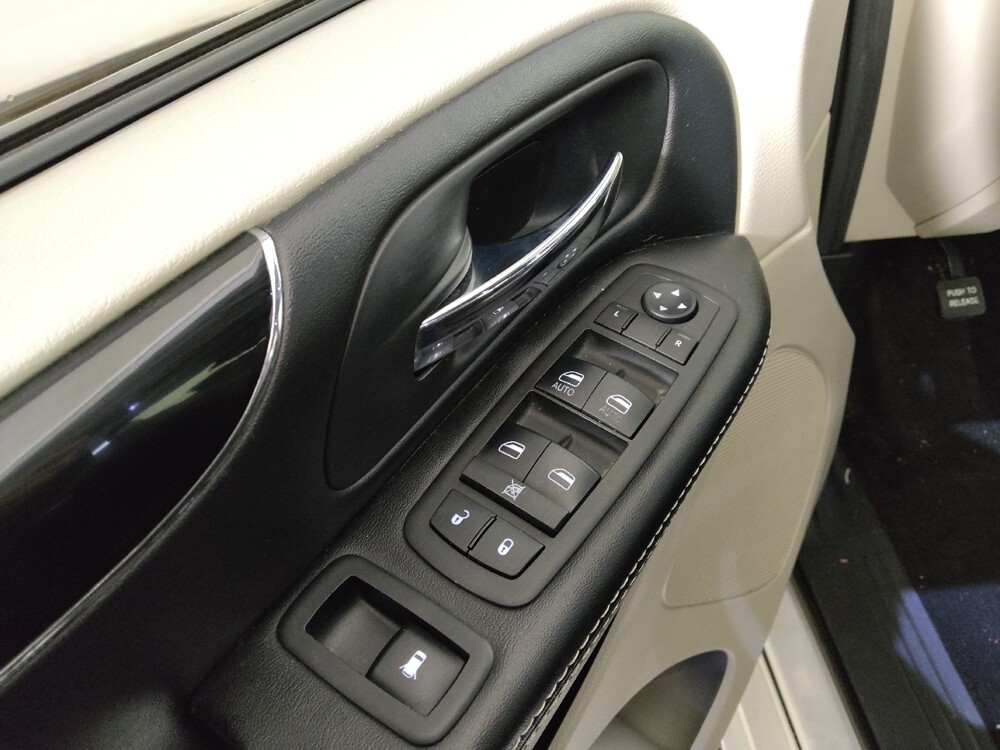 2019 Dodge Grand Caravan in Midlothian, IL 60445 - 18128794 27