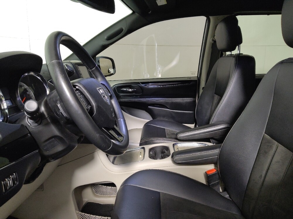 2019 Dodge Grand Caravan in Midlothian, IL 60445 - 18128794 17