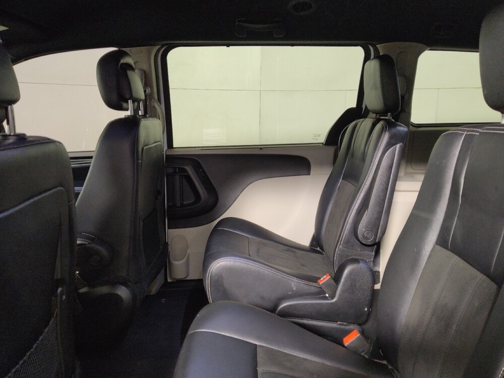 2019 Dodge Grand Caravan in Midlothian, IL 60445 - 18128794 18