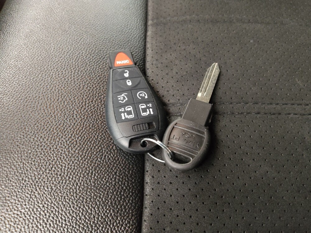 2019 Dodge Grand Caravan in Topeka, KS 66611 - 18128795 32