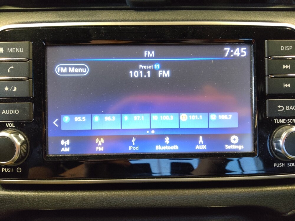 2021 Nissan Versa in Glendale, AZ 85301 - 18128797 25