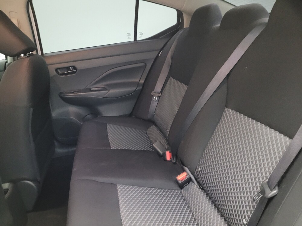 2021 Nissan Versa in Glendale, AZ 85301 - 18128797 18