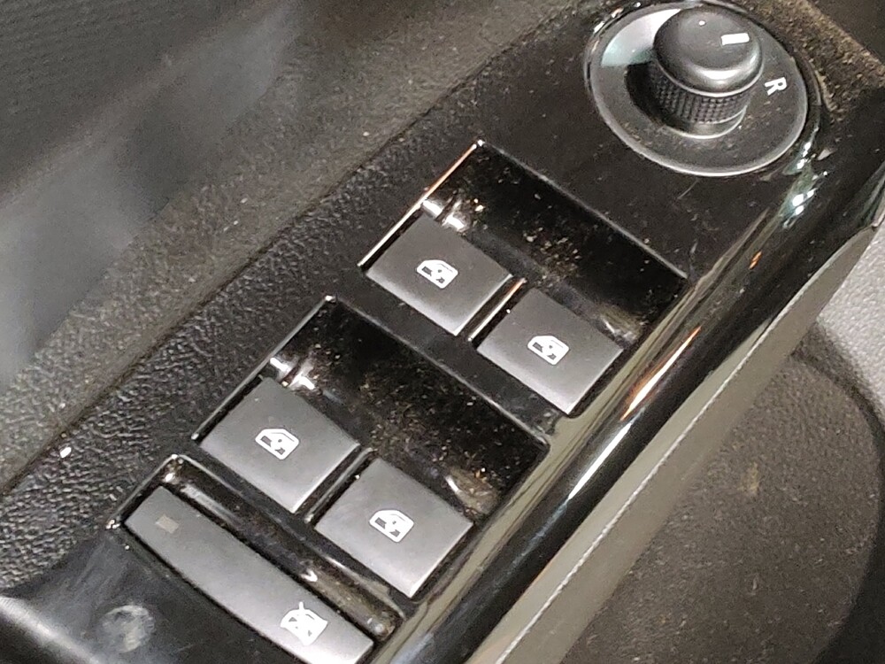 2020 Chevrolet Sonic in Round Rock, TX 78664 - 18128802 27