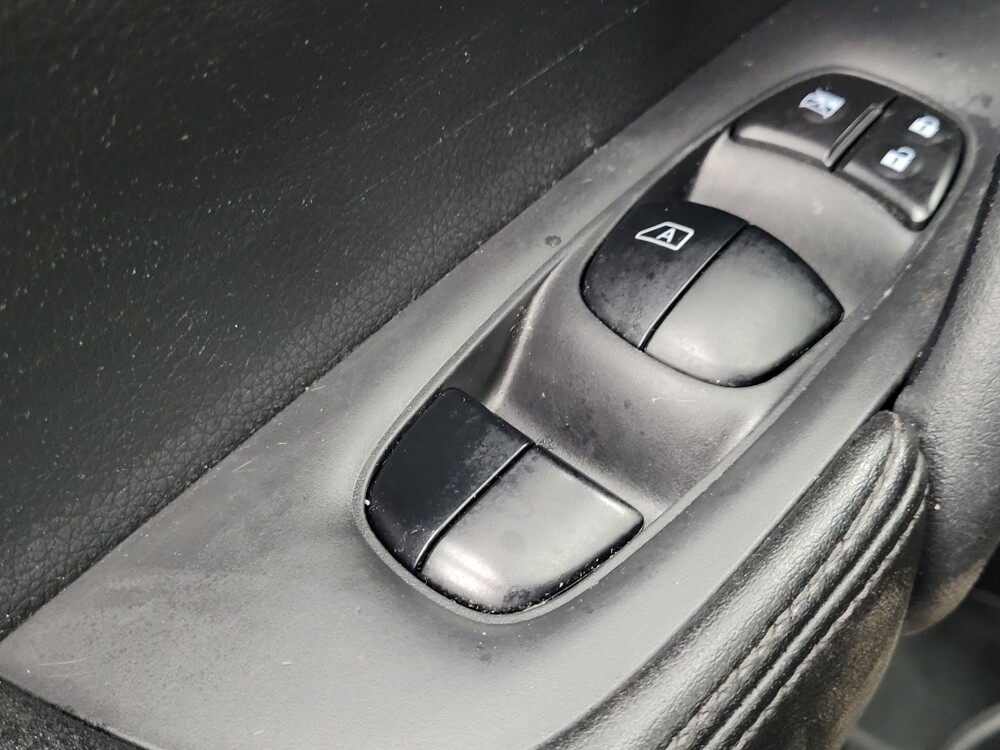 2019 Nissan Rogue in Madison, TN 37115 - 18128805 27