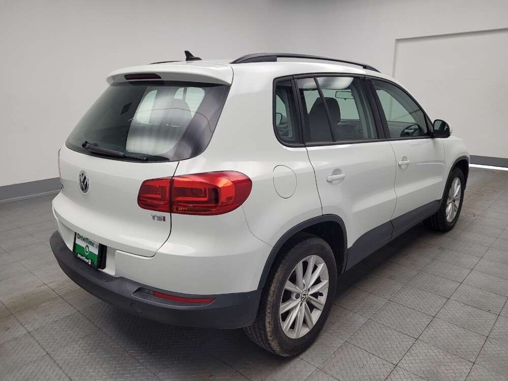 2018 Volkswagen Tiguan in Huntsville, AL 35816 - 18128806 9