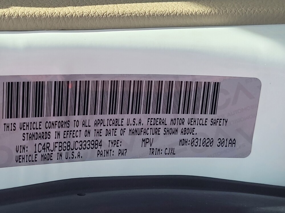 2018 Jeep Grand Cherokee in Huntsville, AL 35816 - 18128808 33
