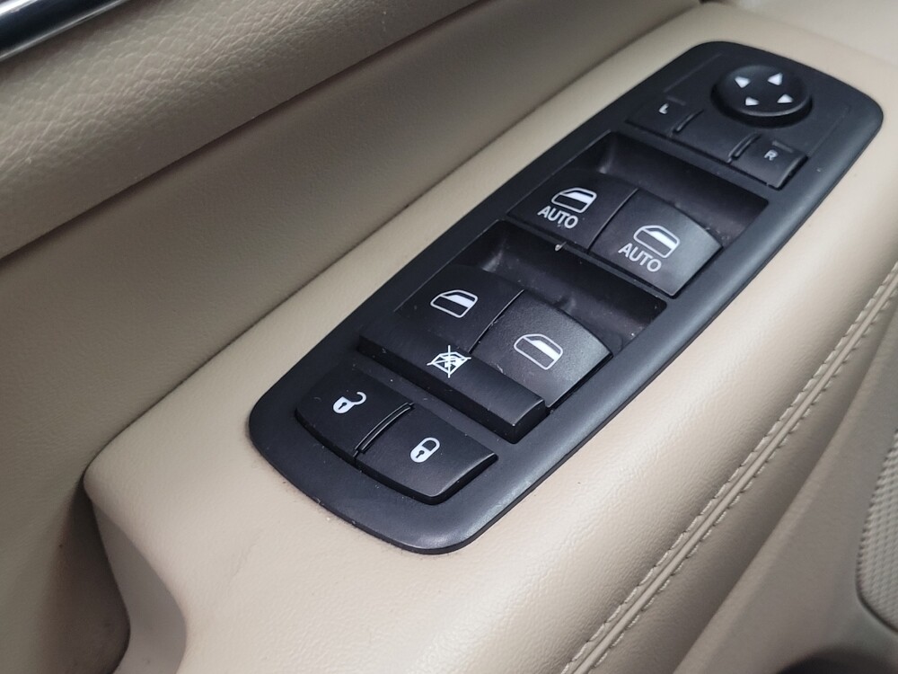 2018 Jeep Grand Cherokee in Huntsville, AL 35816 - 18128808 27