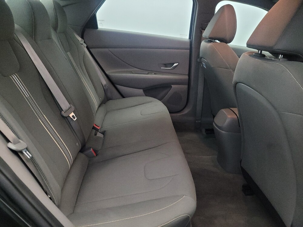 2023 Hyundai Elantra in Woodbridge, VA 22191 - 18128812 19