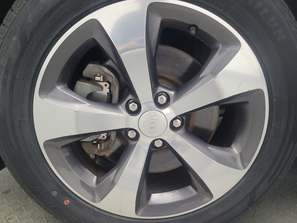 2019 Jeep Cherokee in Birmingham, AL 35215 - 18128814 31